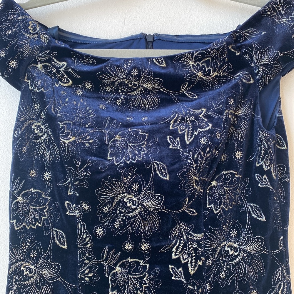 Adrianna Papell Sz2 Velvet Navy midi dress embroidered detail off the shoulders